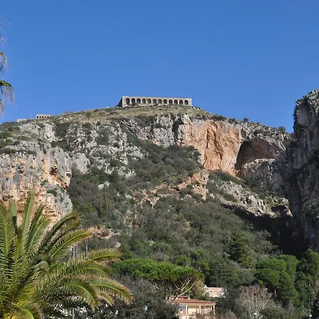 228 Apartman Terracina